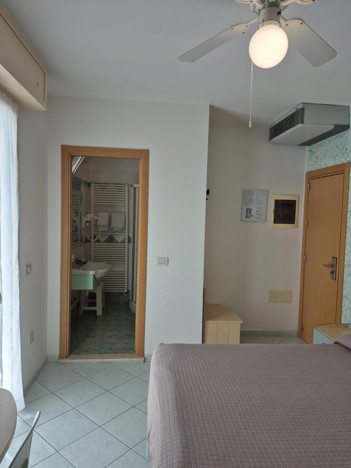 Hotel Romagna Cattolica Exterior photo